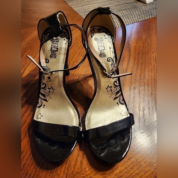 Brash Shoes - Brash womens heel sandle
